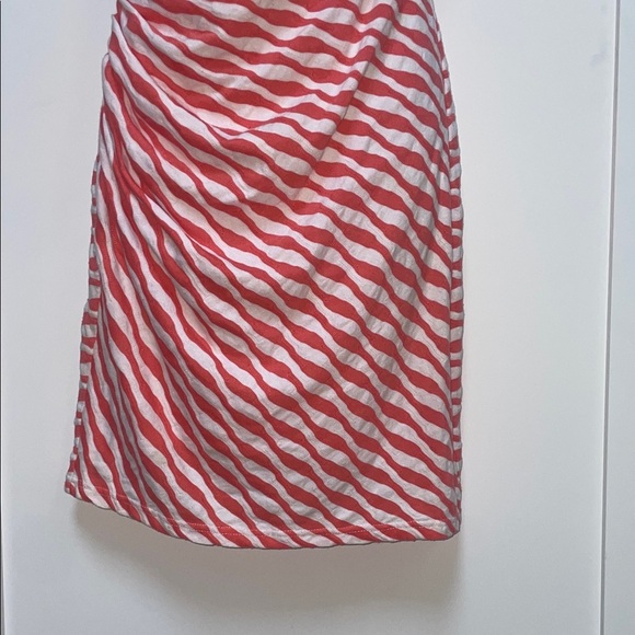 41 Hawthorn Red and White Zigzag Mini Dress - Picture 5 of 6